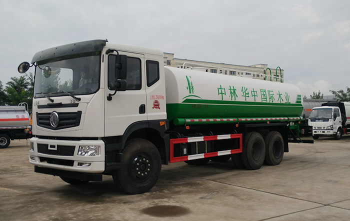 東風(fēng)T5后雙橋20噸灑水車