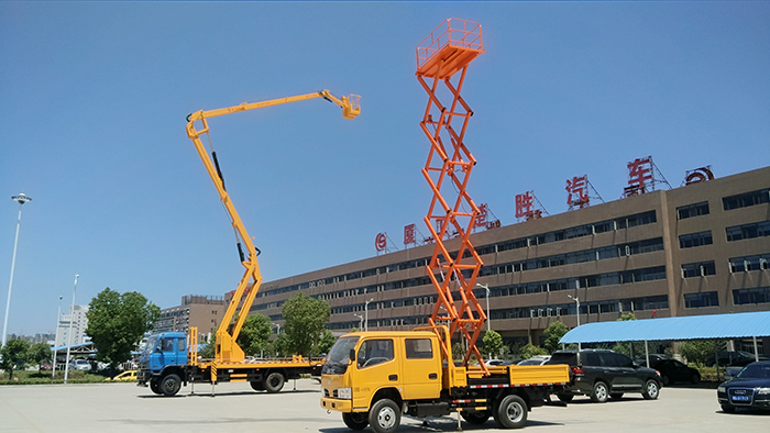 東風多利卡10米升降平臺高空作業車